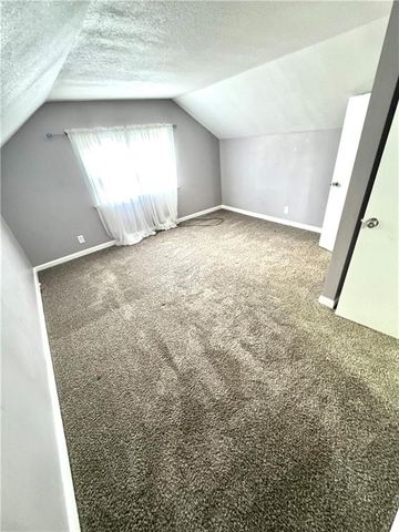 1400 E Hayward Avenue, Independence, MO 64050