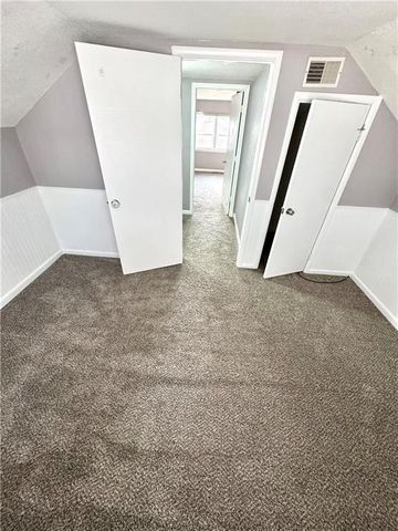 1400 E Hayward Avenue, Independence, MO 64050