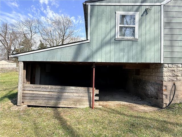 1400 E Hayward Avenue, Independence, MO 64050