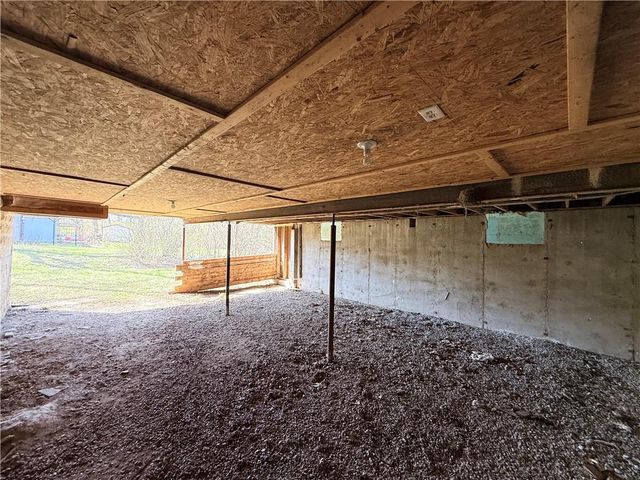 1400 E Hayward Avenue, Independence, MO 64050