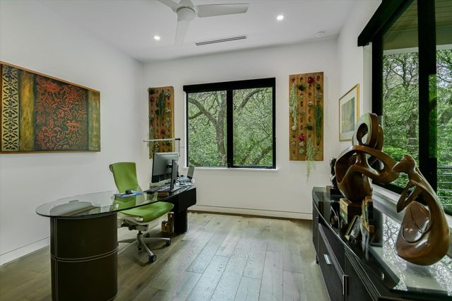 2004 Rue De St Tropez, Austin, TX 78746