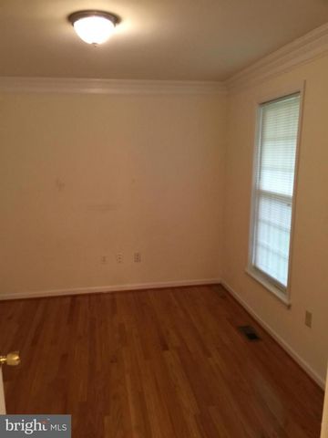 1 APRICOT CT, Gaithersburg, MD 20878