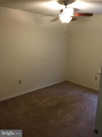 1 APRICOT CT, Gaithersburg, MD 20878