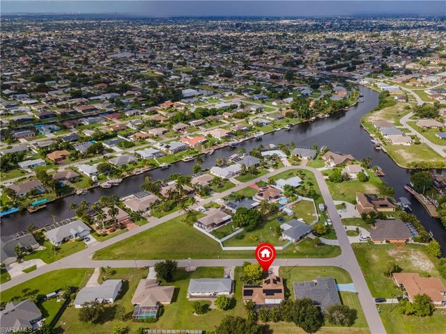 1205 SE 12th LN, Cape Coral, FL 33990