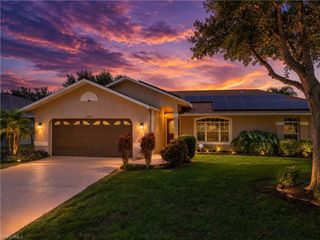 1205 SE 12th LN, Cape Coral, FL 33990