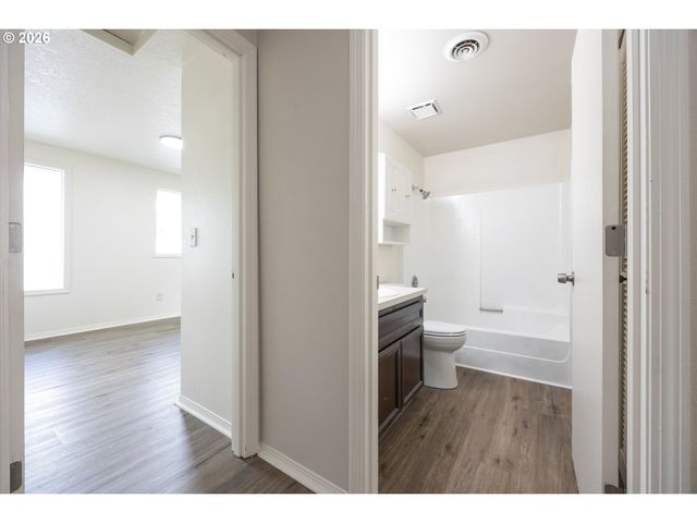 4921 Sw 59TH Ave 4, Portland, OR 97221