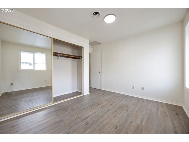 4921 Sw 59TH Ave 4, Portland, OR 97221