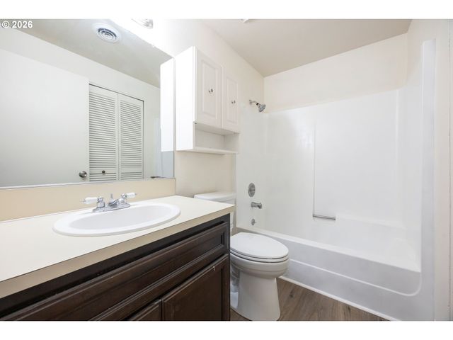 4921 Sw 59TH Ave 4, Portland, OR 97221