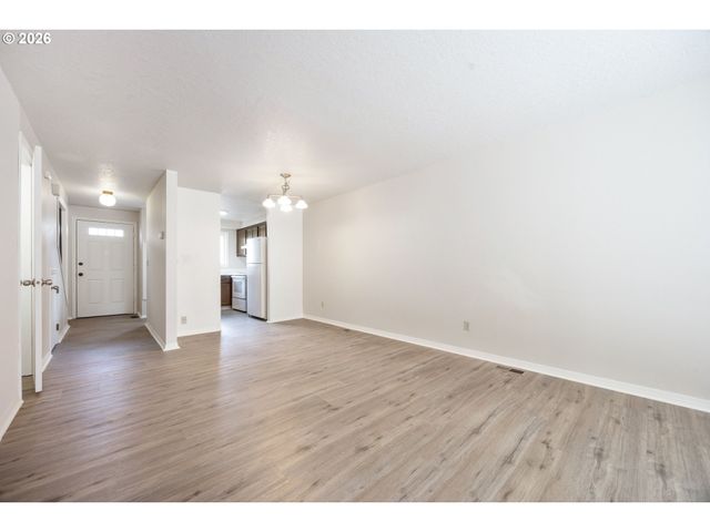 4921 Sw 59TH Ave 4, Portland, OR 97221