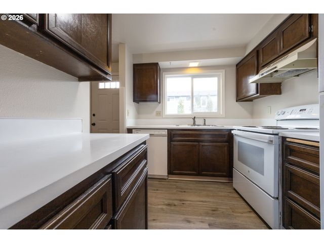 4921 Sw 59TH Ave 4, Portland, OR 97221