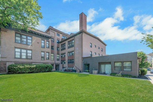 1470 Campbell Street s105, Rahway City, NJ 07065