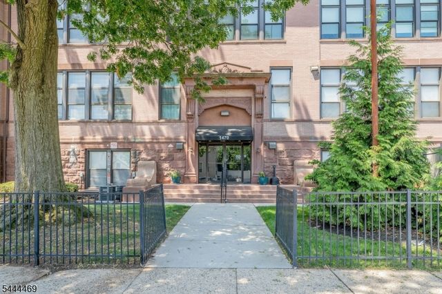 1470 Campbell Street s105, Rahway City, NJ 07065