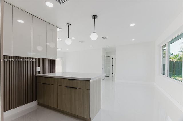 3110 SW 34th Ave, West Park, FL 33023