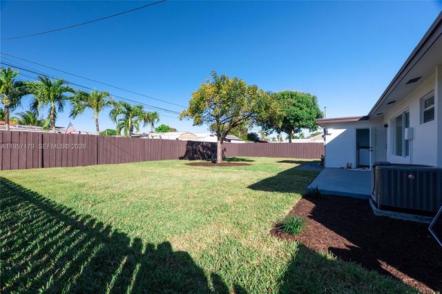 3110 SW 34th Ave, West Park, FL 33023