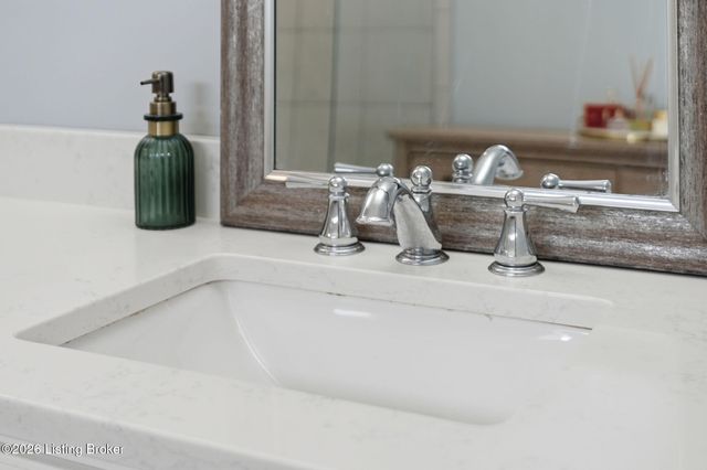 1652 Harmony Pointe Cir, Prospect, KY 40059