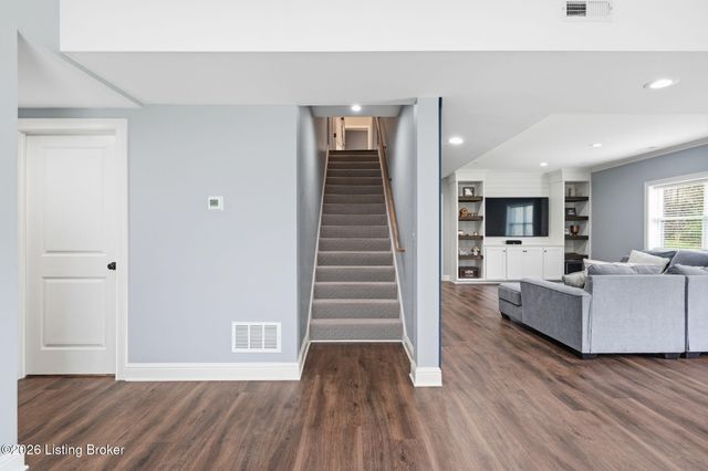 1652 Harmony Pointe Cir, Prospect, KY 40059