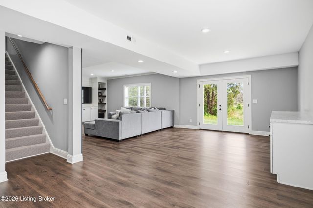 1652 Harmony Pointe Cir, Prospect, KY 40059