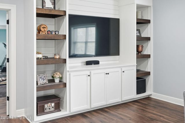 1652 Harmony Pointe Cir, Prospect, KY 40059