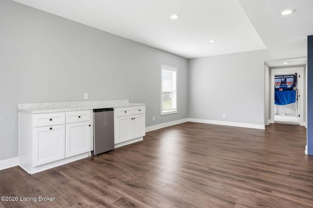 1652 Harmony Pointe Cir, Prospect, KY 40059