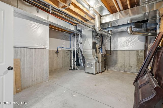 1652 Harmony Pointe Cir, Prospect, KY 40059