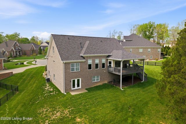 1652 Harmony Pointe Cir, Prospect, KY 40059