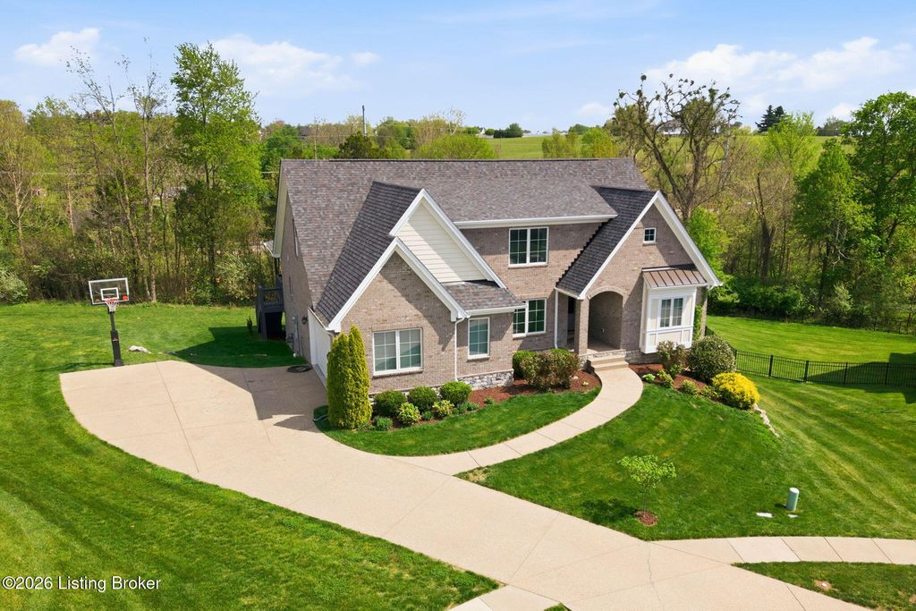 1652 Harmony Pointe Cir, Prospect, KY 40059