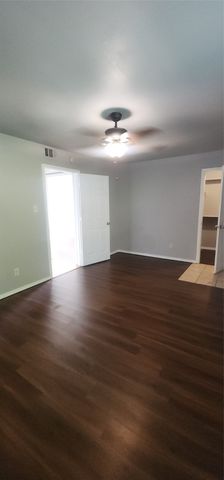 6721 Loma Vista Drive, Fort Worth, TX 76133