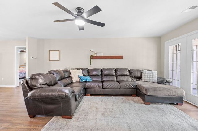650 FIRE TOWER RD, Somerville, TN 38068
