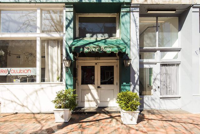 107 S Front St Apt 45, Memphis, TN 38103