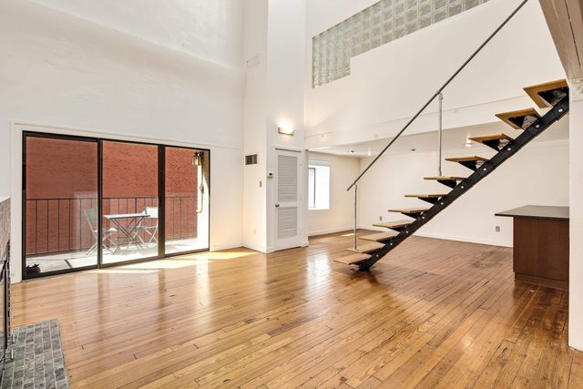 107 S Front St Apt 45, Memphis, TN 38103