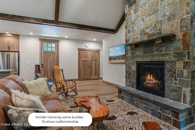 215 White Cloud Dr, Sandpoint, ID 83864