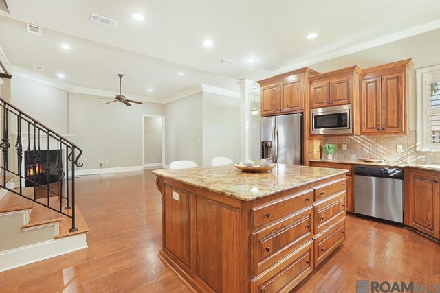 13298 Brookcrest Dr, Walker, LA 70785