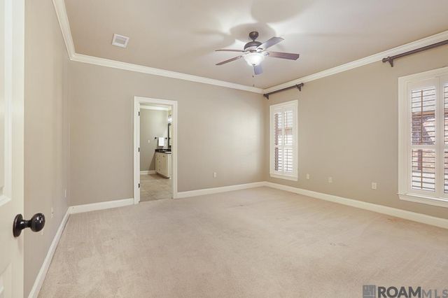 13298 Brookcrest Dr, Walker, LA 70785