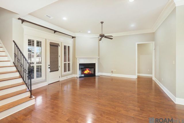 13298 Brookcrest Dr, Walker, LA 70785