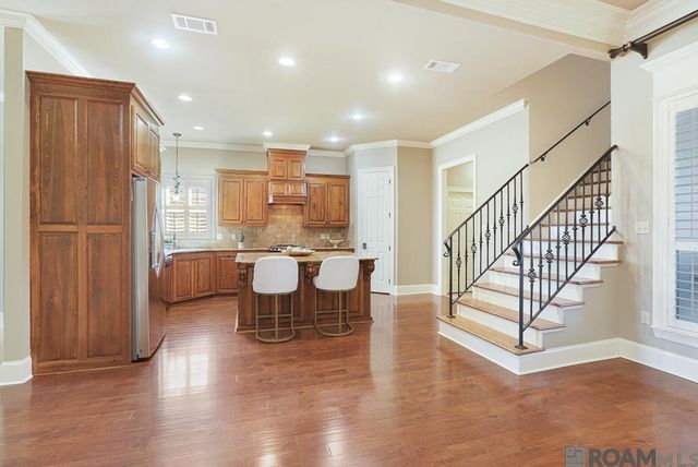 13298 Brookcrest Dr, Walker, LA 70785