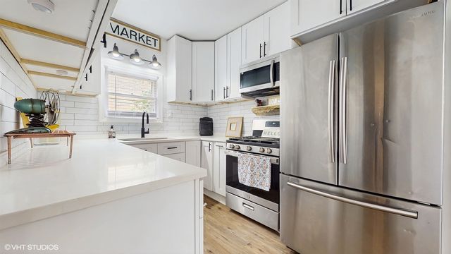 10829 S Maplewood Avenue, Chicago, IL 60655