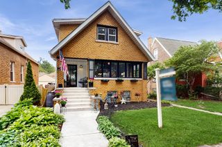 10829 S Maplewood Avenue, Chicago, IL 60655