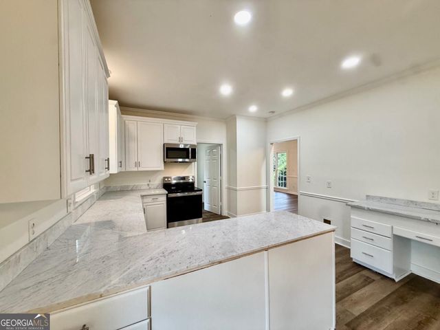 3607 Hampstead Lane NE, Roswell, GA 30075