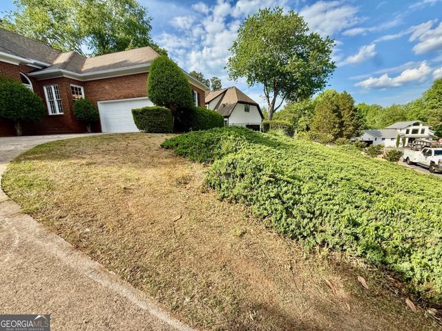 3607 Hampstead Lane NE, Roswell, GA 30075