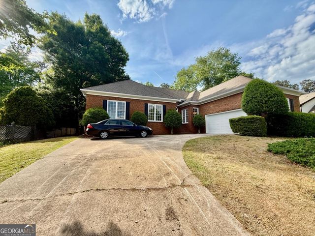 3607 Hampstead Lane NE, Roswell, GA 30075