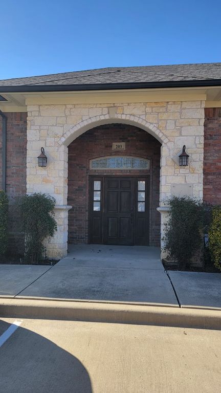 8765 Stockard Drive 202, Frisco, TX 75034