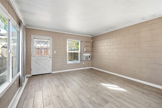 1322-1324 Del Rey Ave, Modesto, CA 95350