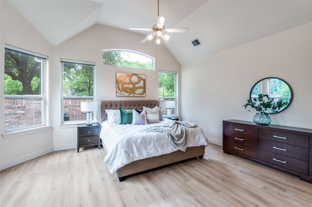 3752 Park Place, Addison, TX 75001