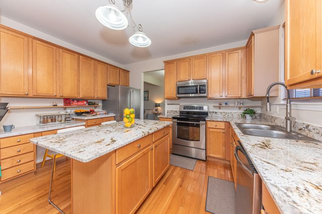 6343 Anna Drive, Belleville, MI 48111