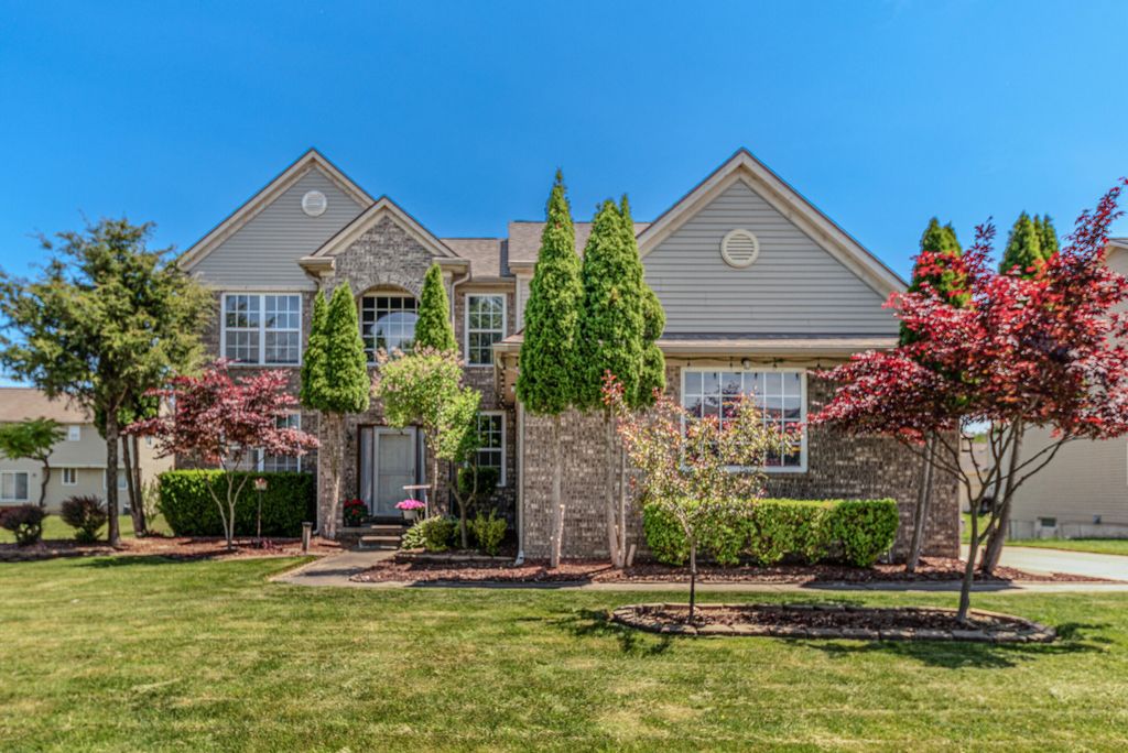 6343 Anna Drive, Belleville, MI 48111