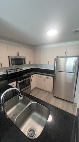 50 Menores Ave 512, Coral Gables, FL 33134