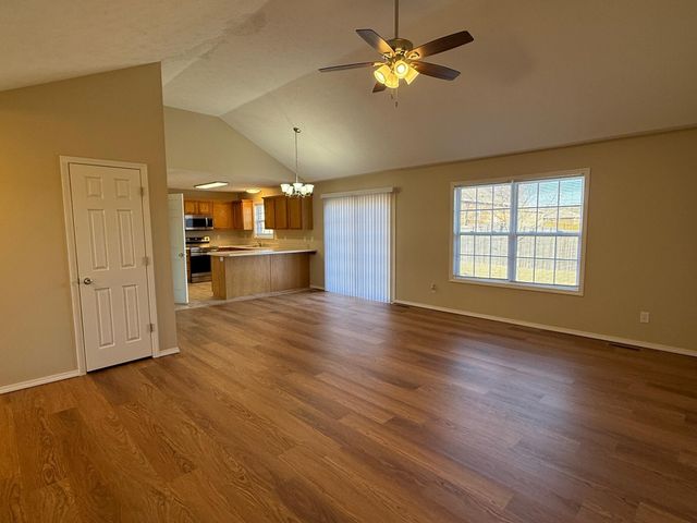 485 Hill Billy Lane, Hollister, MO 65672