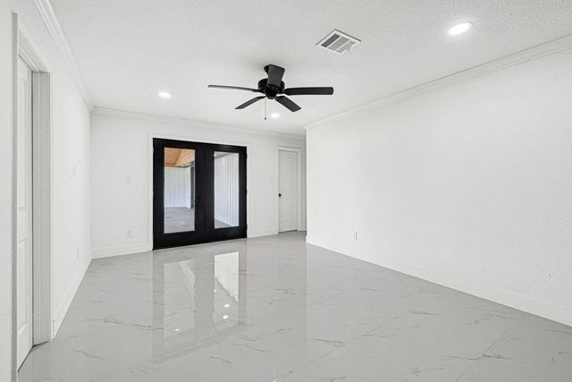 2415 Moss Hill Drive, Houston, TX 77080