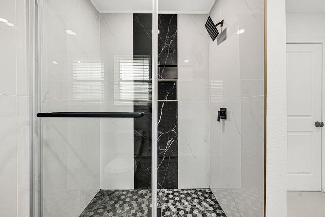 2415 Moss Hill Drive, Houston, TX 77080