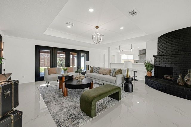 2415 Moss Hill Drive, Houston, TX 77080